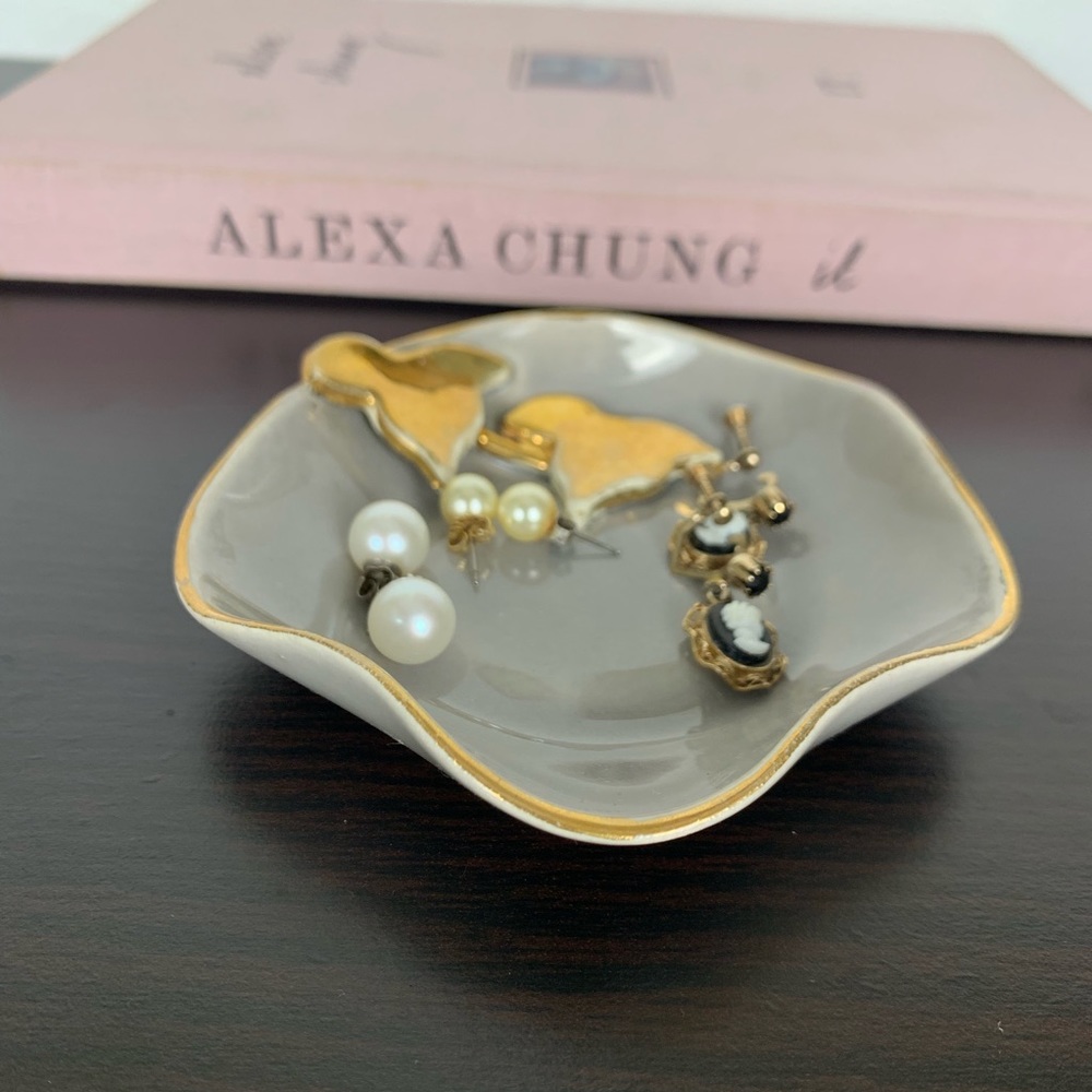 🍁 Vintage Gold Leaf Ring/Jewelry Vanity Dish